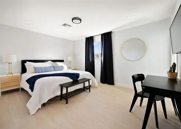 The Minnezona Modern * Scottsdale